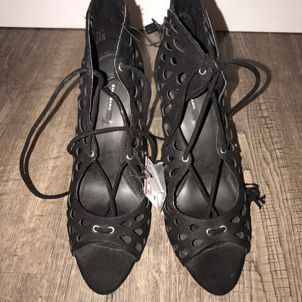 Zara black sandal heel